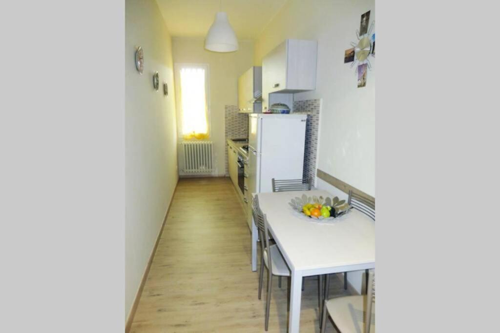 Lovely With Stunning View Apartment *