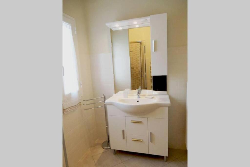 Lovely With Stunning View Apartment Florence